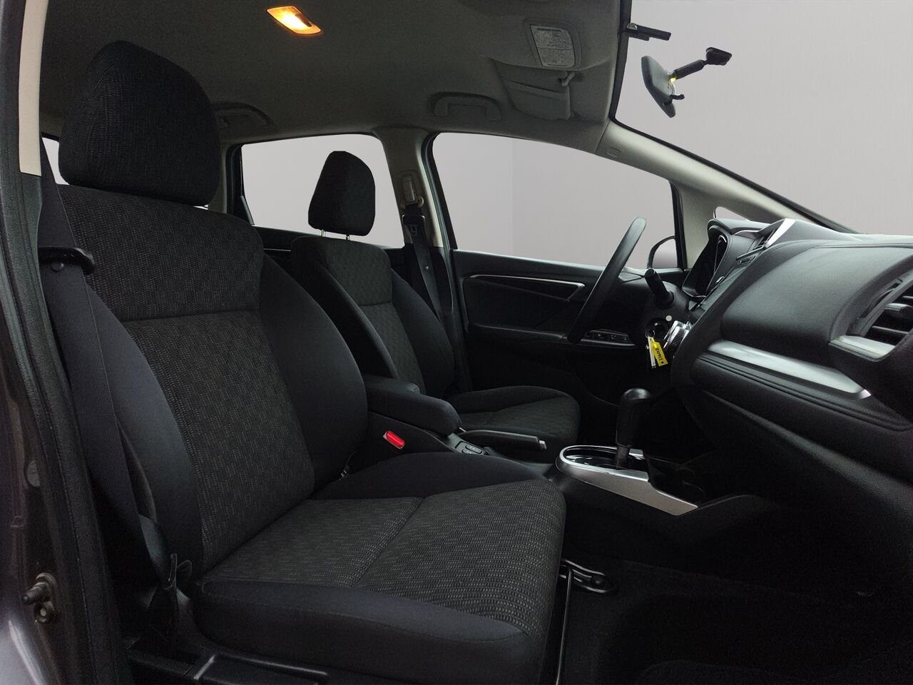 2016 Honda Fit LX à hayon 5 portes CVT, caméra de recul, sièges chauffant, commande audio au volant Grey Val-David - photo #15
