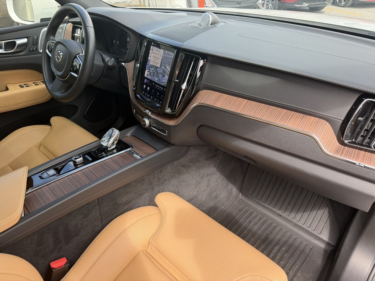 Volvo XC60 B6 Ultimate AWD 2023 Blanc Laval - photo #19