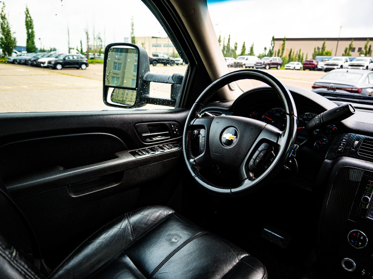 2011 Chevrolet Silverado 3500HD 4WD Crew Cab 167 LTZ White Sherwood Park - photo #29