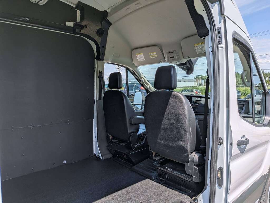 2024 Ford Transit Cargo Van T-250 148" Hi Rf 9070 GVWR RWD White Val-David - photo #12