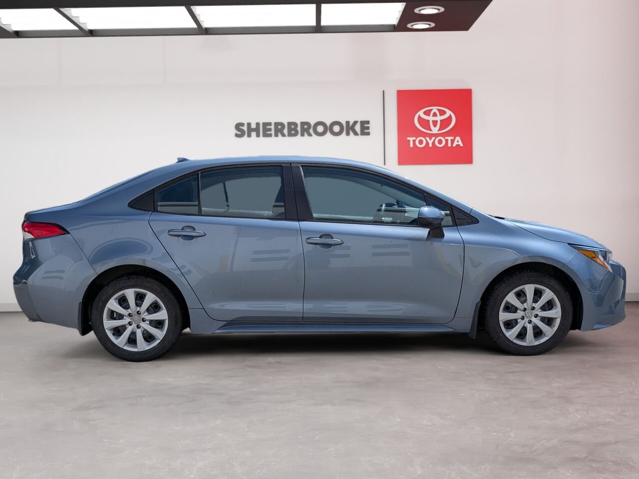 Toyota Corolla LE/SIÈGES CHAUFFANT/CAMÉRA DE RECUL/BLUETOOTH/AC 2023 Bleu Sherbrooke - photo #3