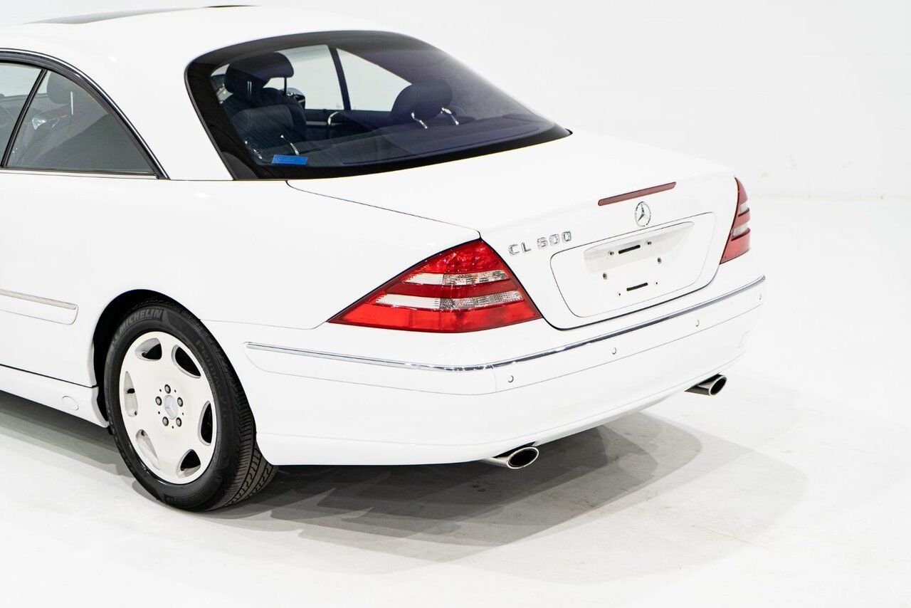 Mercedes-Benz CL600 V12 over $120,000 original MSRP 2001 Blanc Montréal - photo #35
