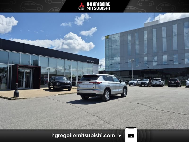 Mitsubishi Outlander 2022 Gris Blainville - photo #10