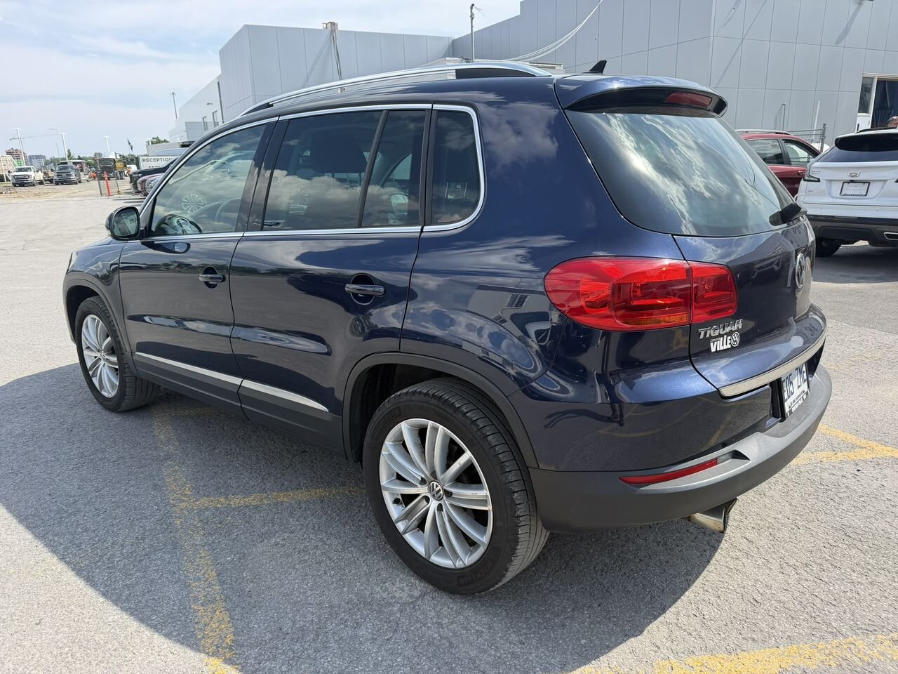 Volkswagen Tiguan Comfortline 4MOTION 2017 Bleu Laval - photo #12