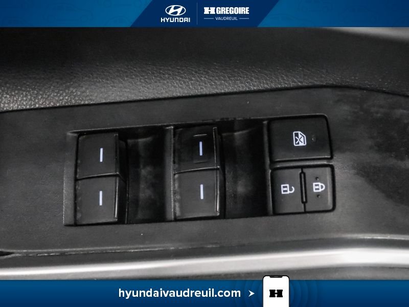 Toyota Highlander 2020 Argent Laval - photo #16