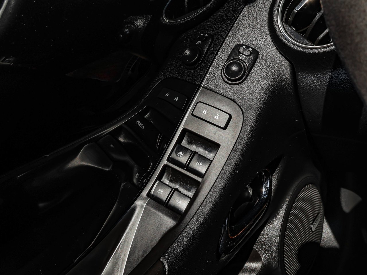 2014 Chevrolet Camaro 2dr Conv ZL1 Black Sherwood Park - photo #20