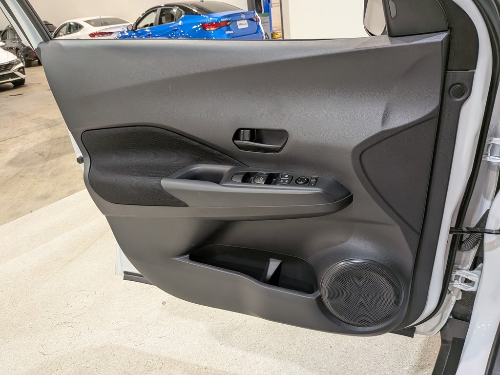 Nissan Kicks 2024 Blanc Val-David - photo #30