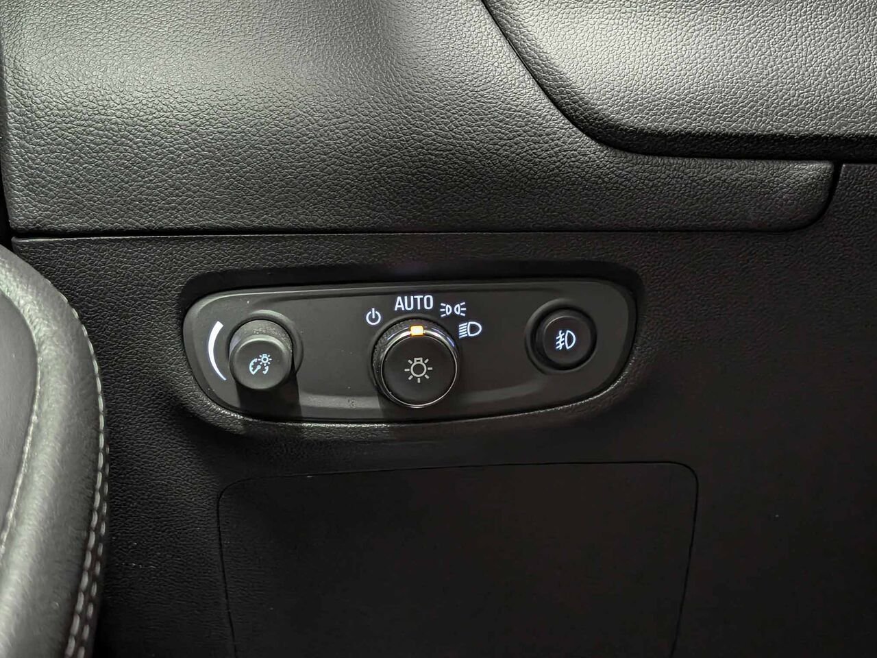 BUICK ENCORE GX AWD Select Bas Km Sièges Chauffants 2023 Noir Sherbrooke - photo #15