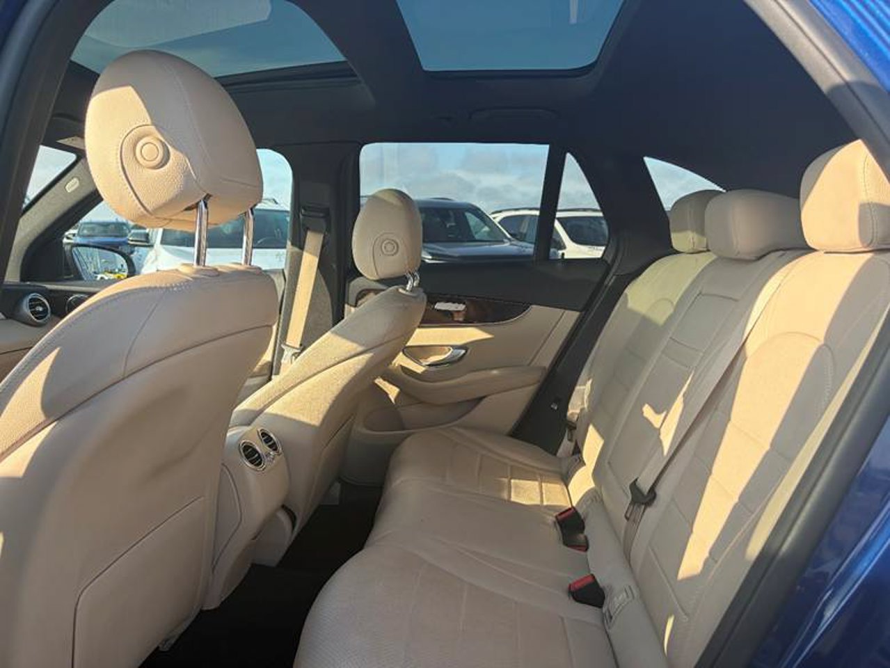 2017 Mercedes-Benz GLC 4MATIC 4dr GLC 300 Blue Sherwood Park - photo #5