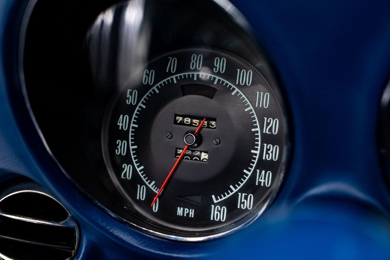 Chevrolet Corvette *PRIX EN USD* Matching numbers Top flight with extensive documentation 1968 Bleu Montréal - photo #72