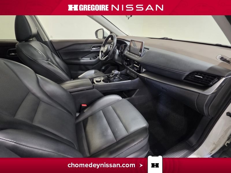 Nissan Rogue 2021 Blanc Laval - photo #25