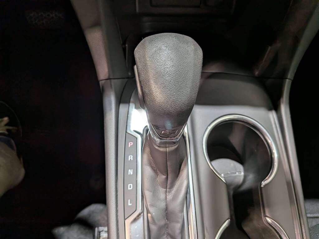Chevrolet Equinox 2023 Blanc Val-David - photo #29