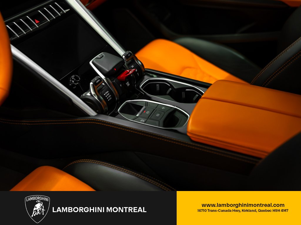 2019 Lamborghini Urus Cuir | *Pre-owned* White Kirkland - photo #11