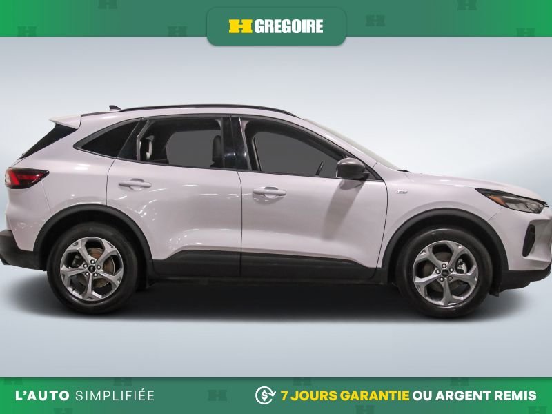 2025 Ford Escape Grey Laval - photo #10