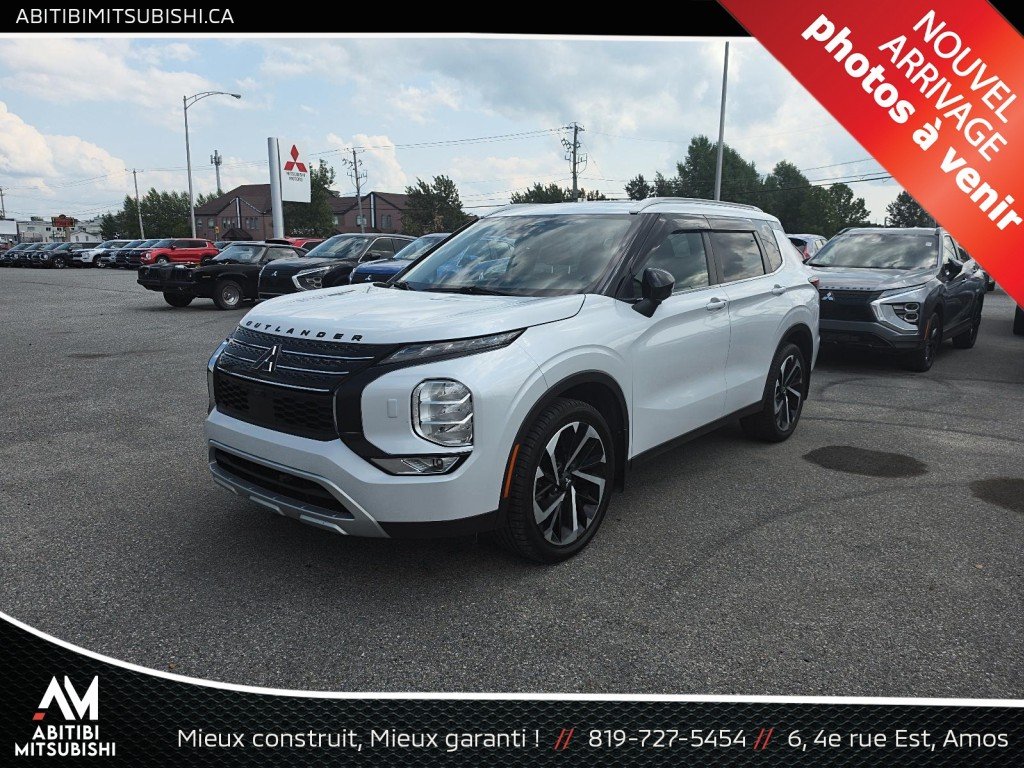 Mitsubishi Outlander S-AWC 2022 Blanc Amos - photo #0