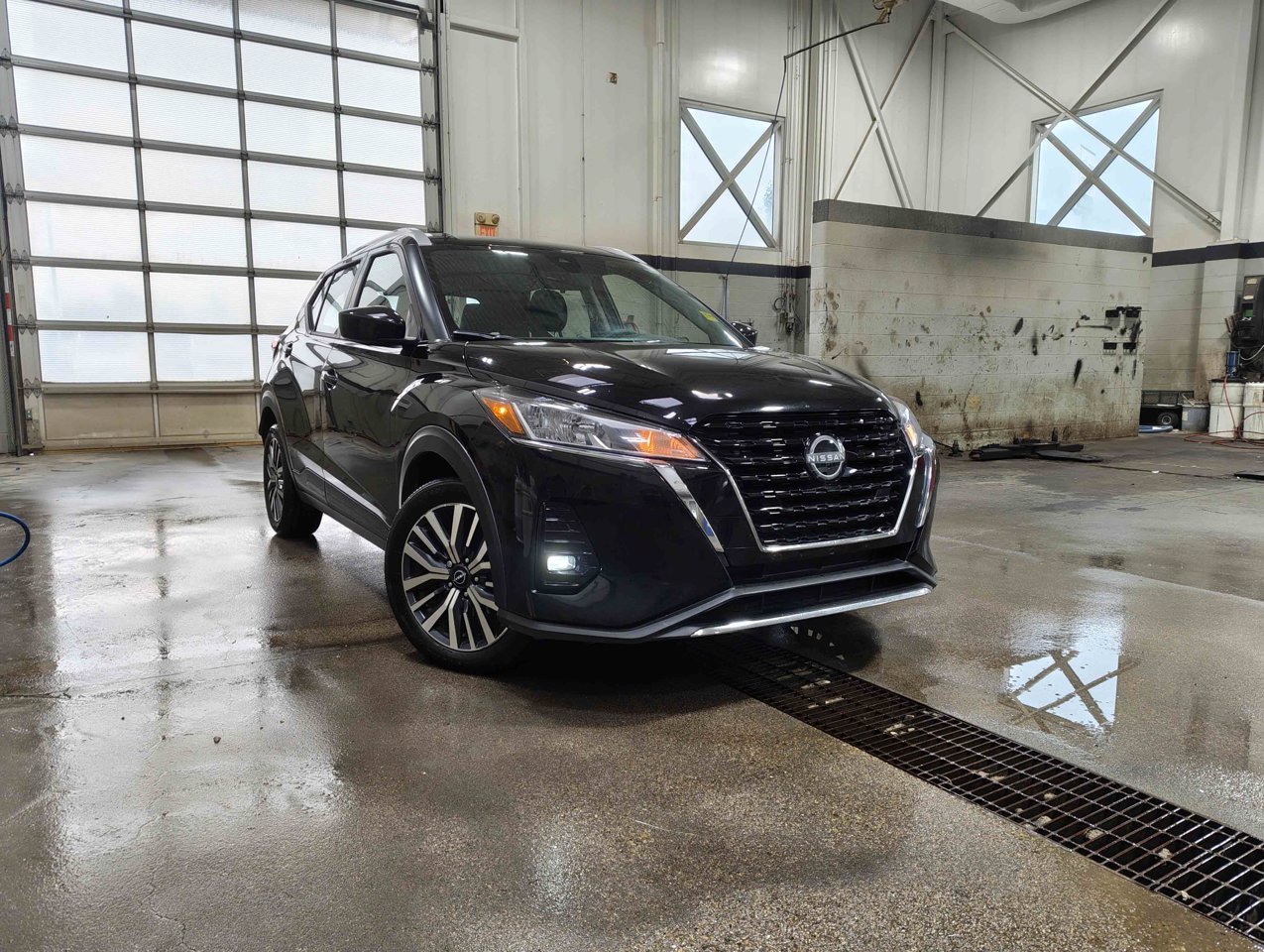 2024 Nissan Kicks SV FWD Black Sherwood Park - photo #1