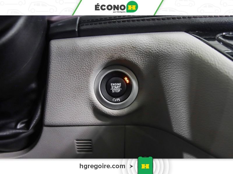 Chrysler Pacifica 2018 Argent Saint-Eustache - photo #12