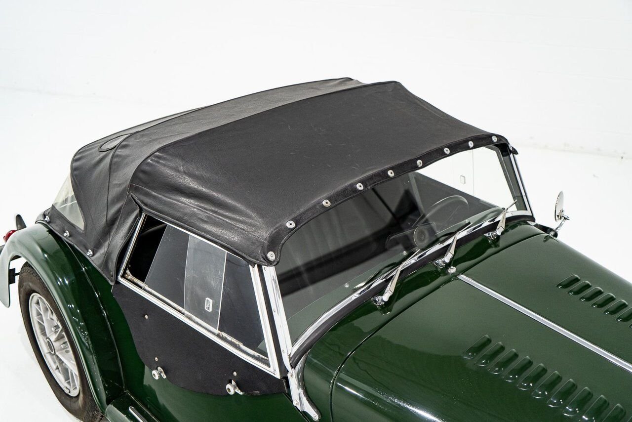 1970 Morgan Plus 8 Unrestored with only 7137km (4435miles) | PRIX EN USD Green Montreal - photo #40
