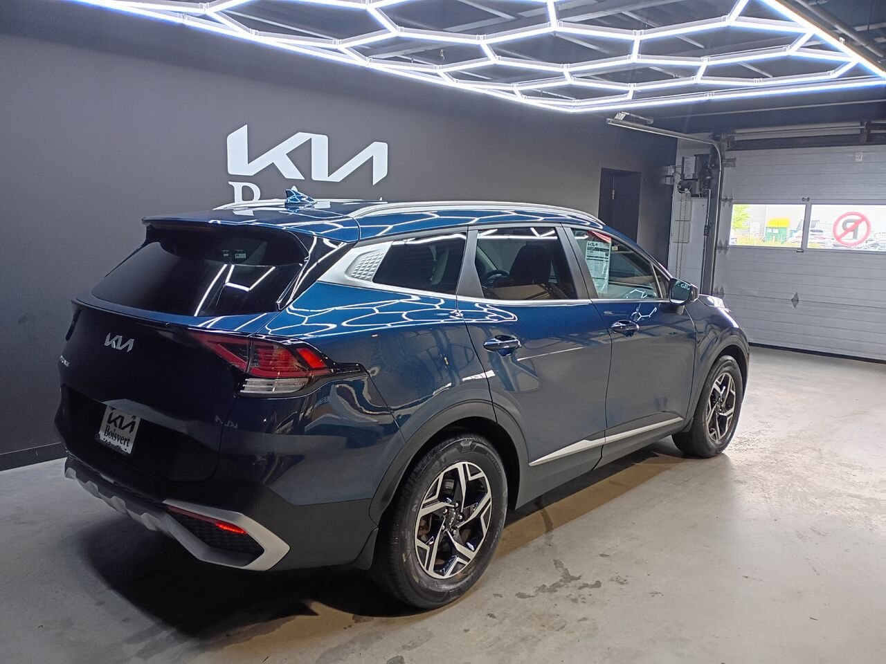 2023 Kia Sportage Blue Blainville - photo #6