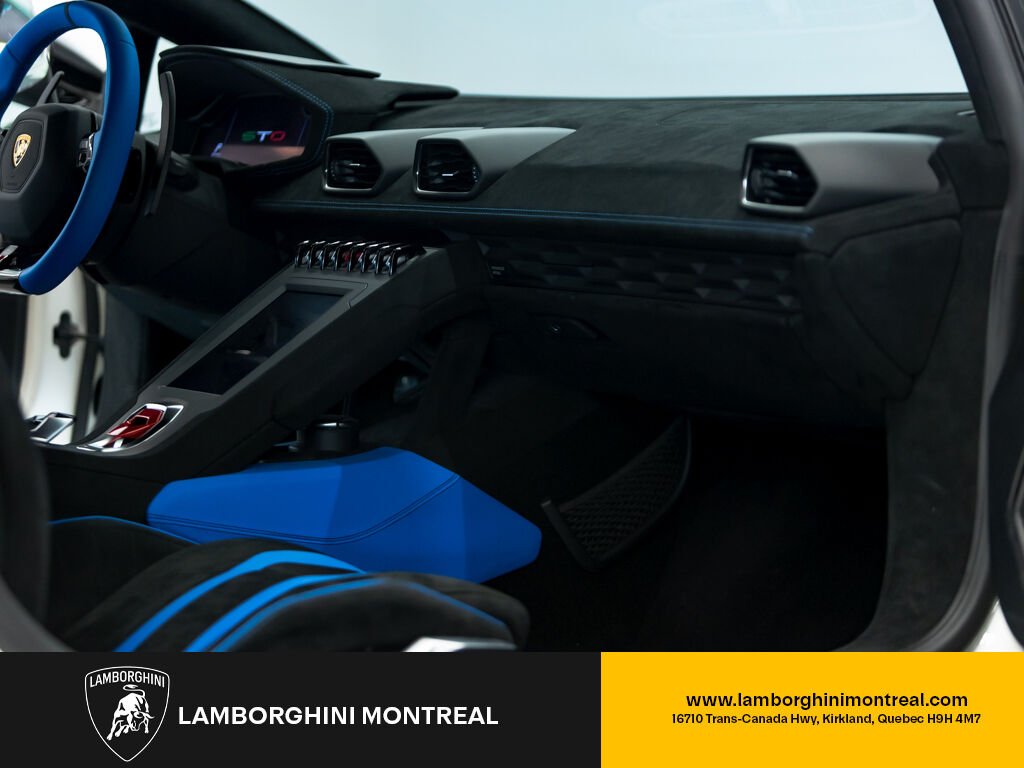 Lamborghini Huracan STO 2022 Blanc Kirkland - photo #17