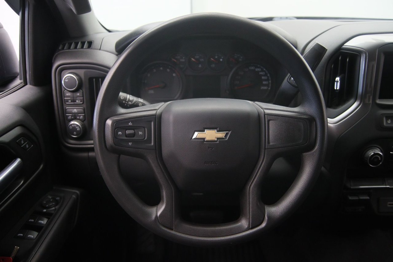 Chevrolet Silverado 1500 NIV 1GCUYBEF2LZ278031 2020 Noir Baie-Comeau - photo #8