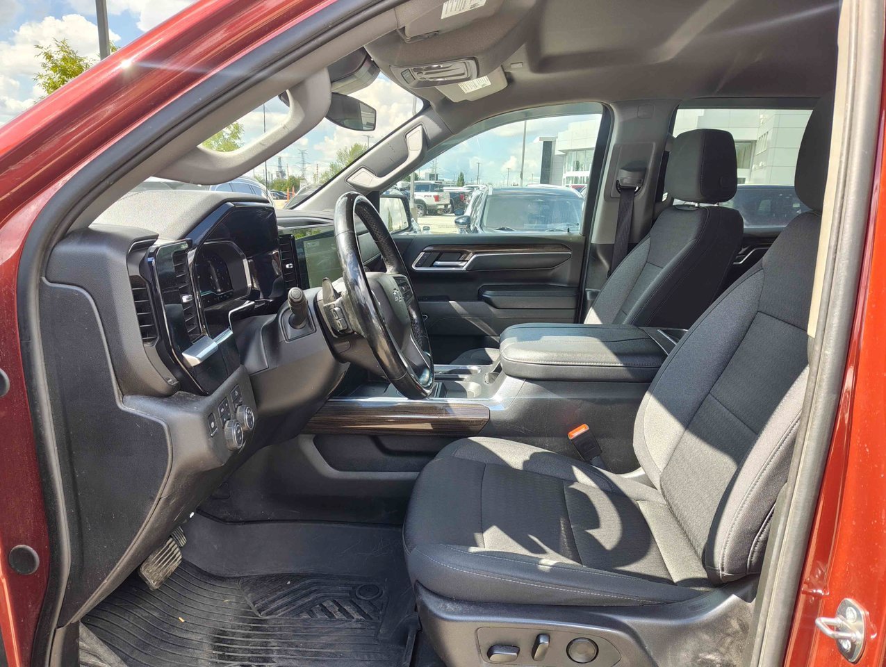 2024 Chevrolet Silverado 1500 4WD Crew Cab 147 RST Red Sherwood Park - photo #7