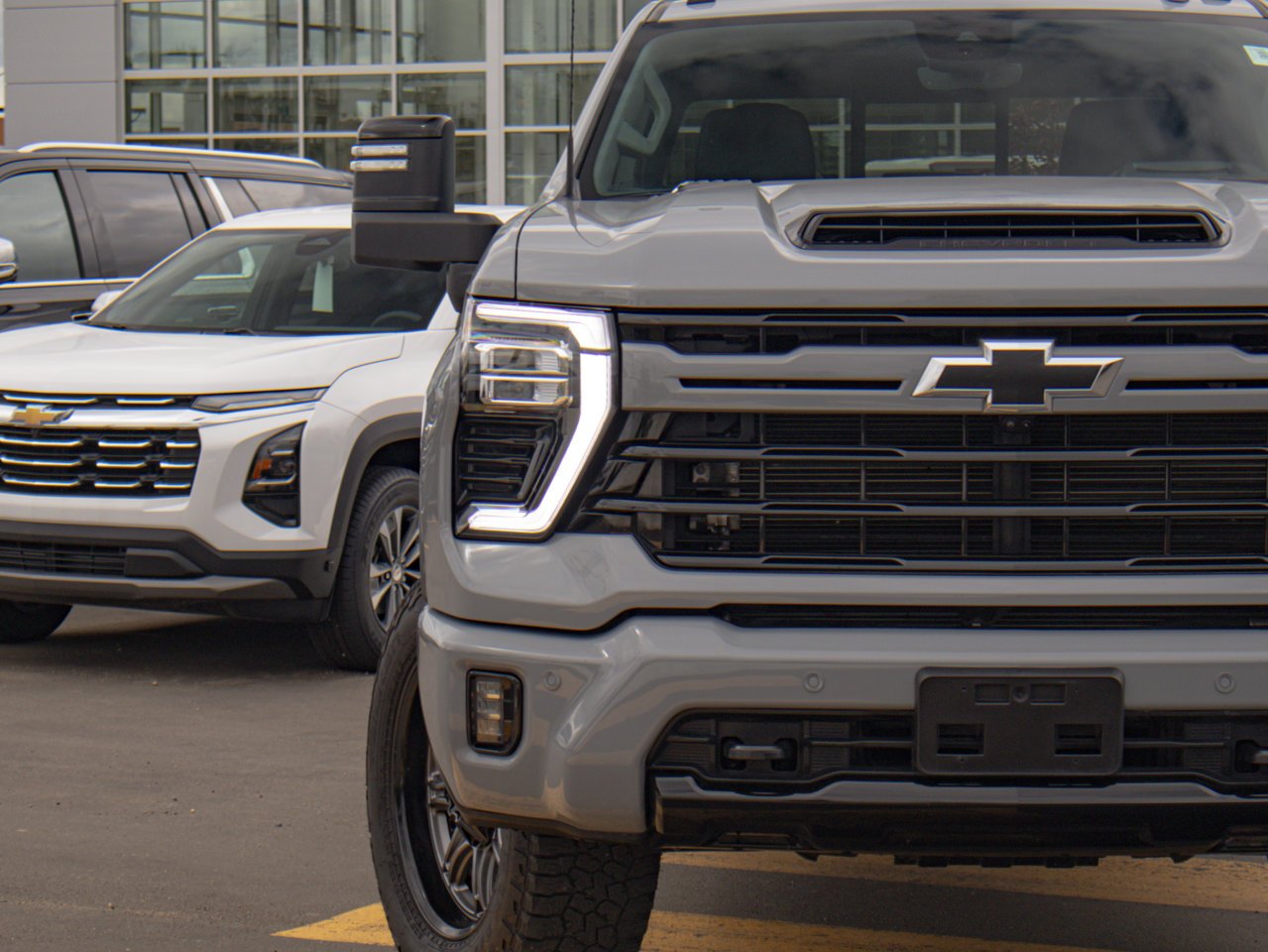 2024 Chevrolet Silverado 3500HD 4WD Crew Cab 159 LTZ Grey Sherwood Park - photo #4