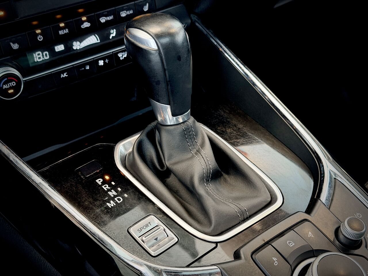 2023 Mazda CX-9 Silver Notre-Dame-des-Prairies - photo #26