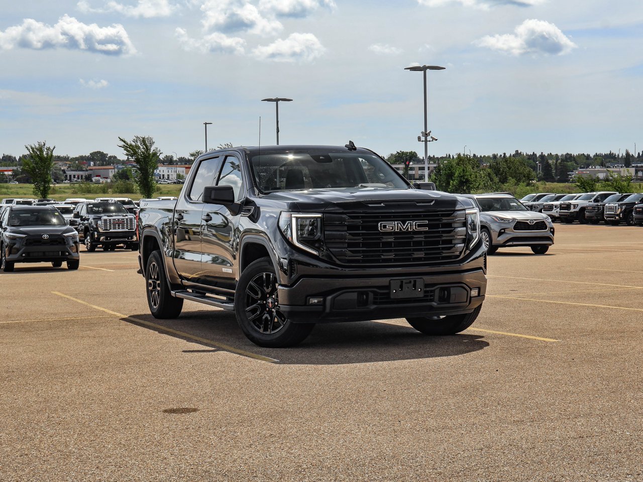 2024 GMC Sierra 1500 4WD Crew Cab 147 Elevation Black Sherwood Park - photo #1
