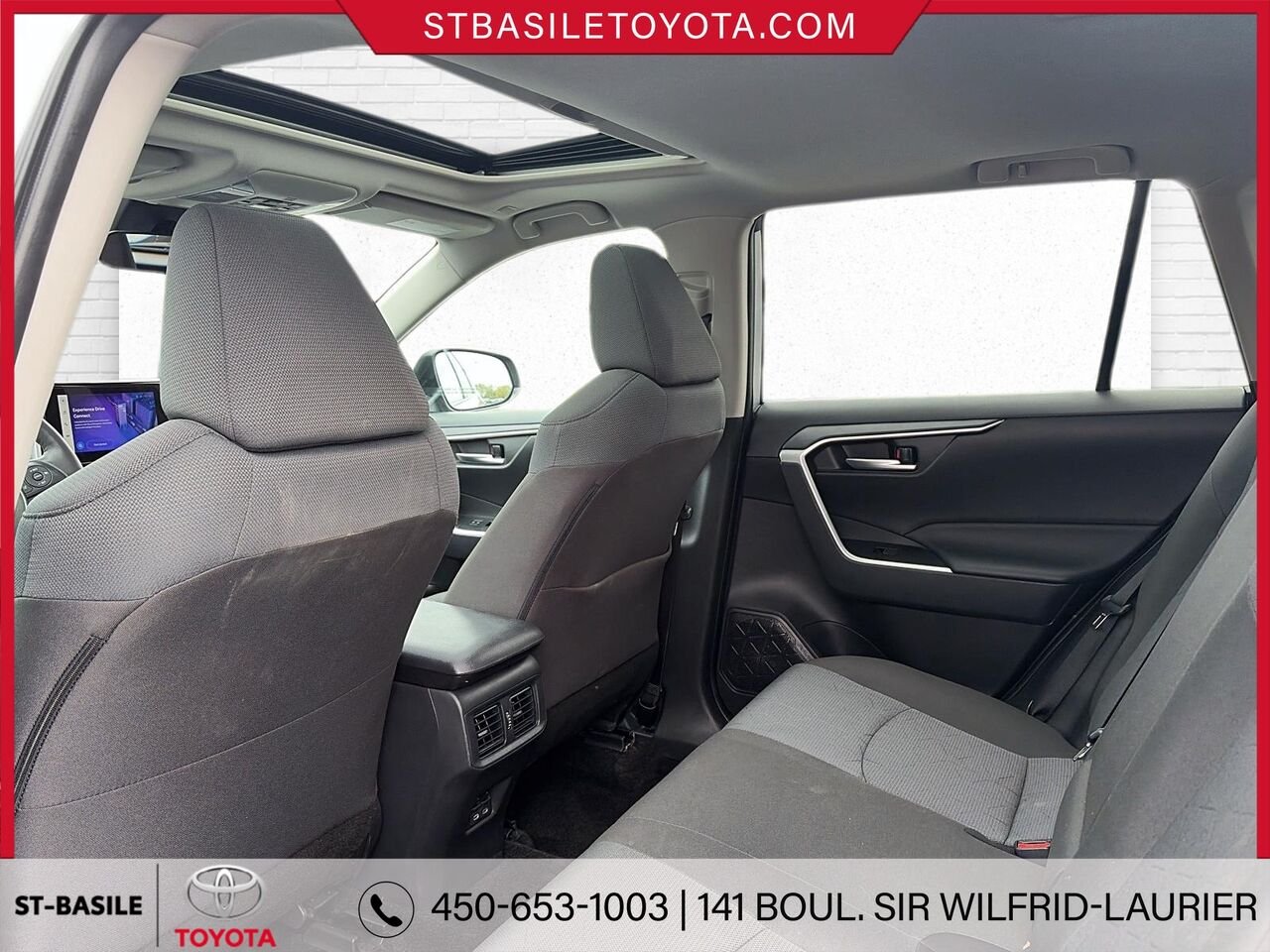 2025 Toyota RAV4 Silver Sky Metallic Saint-Basile-le-Grand - photo #12