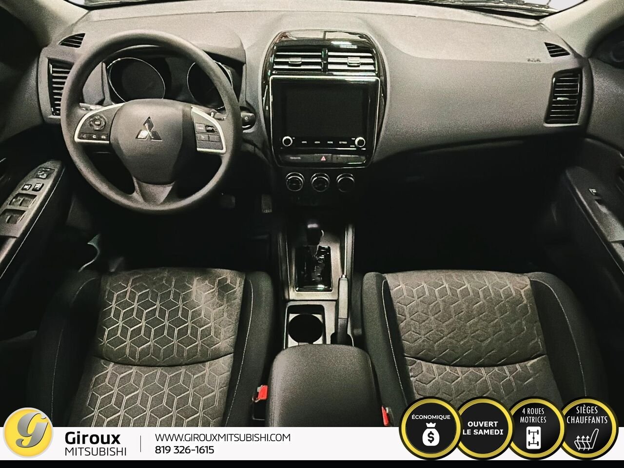 2025 Mitsubishi RVR White Sainte-Agathe-des-Monts - photo #9
