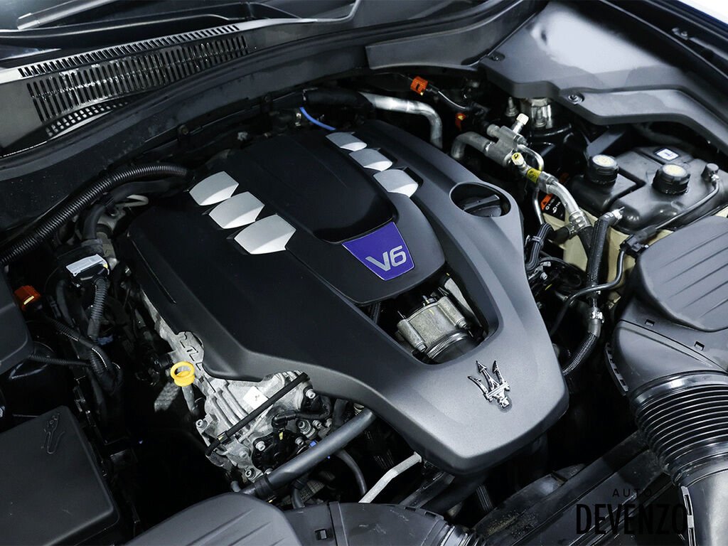 2022 Maserati Levante Black Saint-Eustache - photo #27
