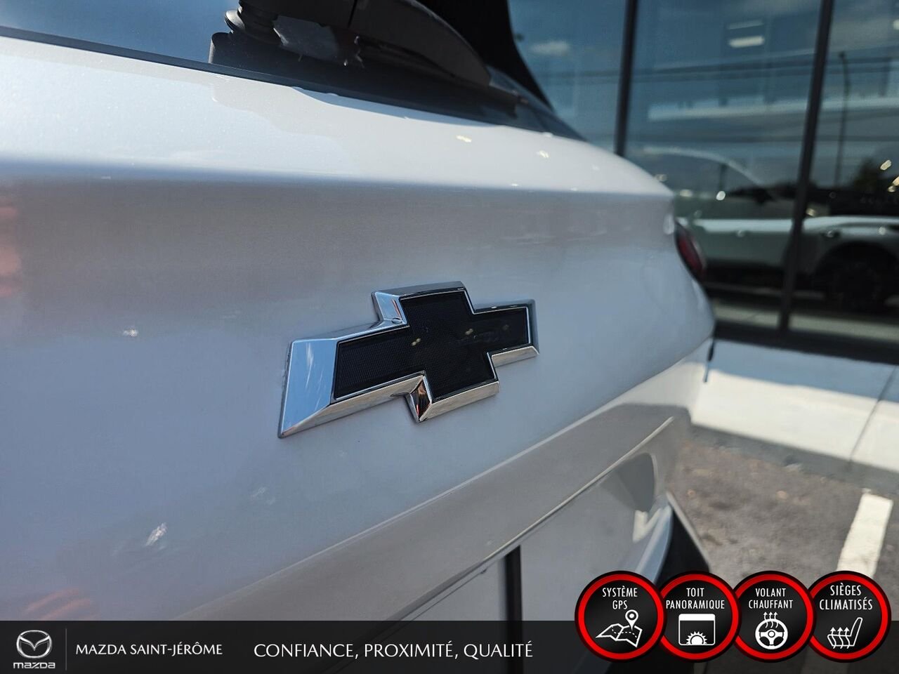 2025 Chevrolet Blazer EV RS | AWD | TOIT PANORAMIQUE | 85 kWh | SIÈGES VENTILÉS White Saint-Jérôme - photo #7