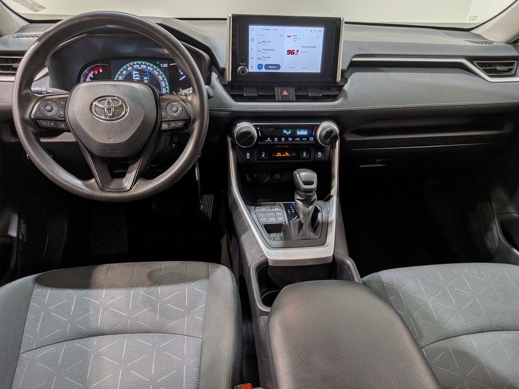 2024 Toyota RAV4 LE AWD White Val-David - photo #28