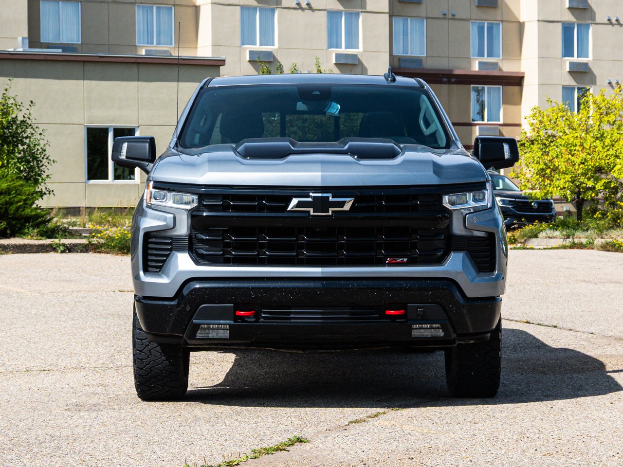 2024 Chevrolet Silverado 1500 4WD Crew Cab 147 LT Trail Boss Grey Sherwood Park - photo #2