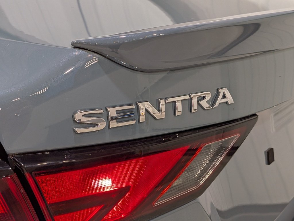 Nissan Sentra SR Manual 2024 Gris Val-David - photo #34