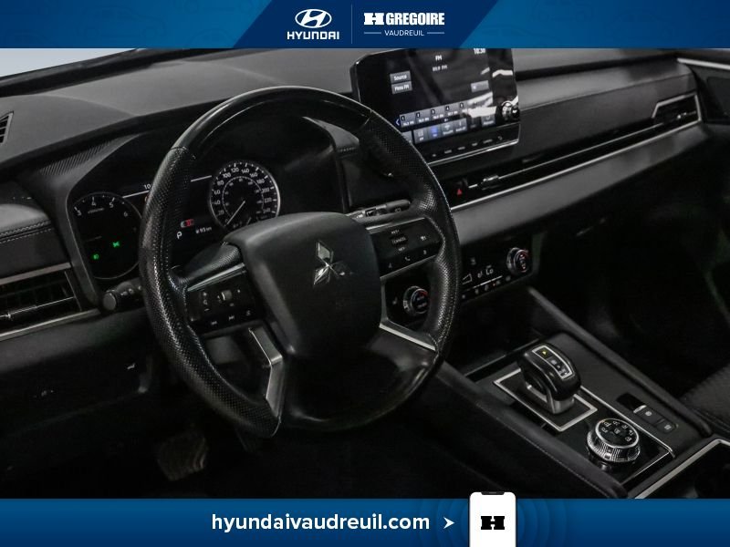 Mitsubishi Outlander 2023 Argent Saint-Eustache - photo #15