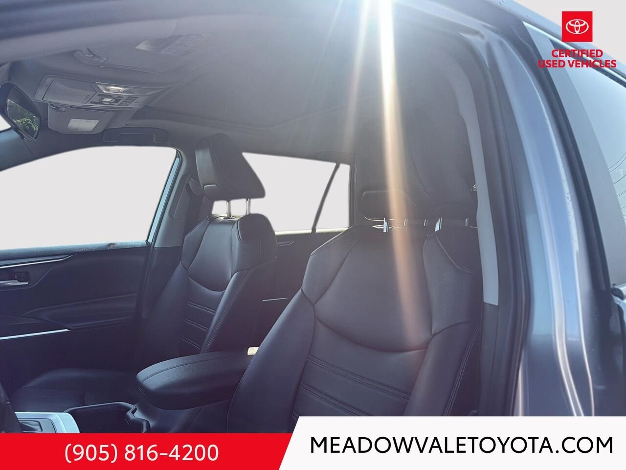 2023 Toyota RAV4 19" Alloys, Power Sunroof, Power TRunk, Soft Tex Leather Seats with Memory Silver Sky Metallic Mississauga - photo #8