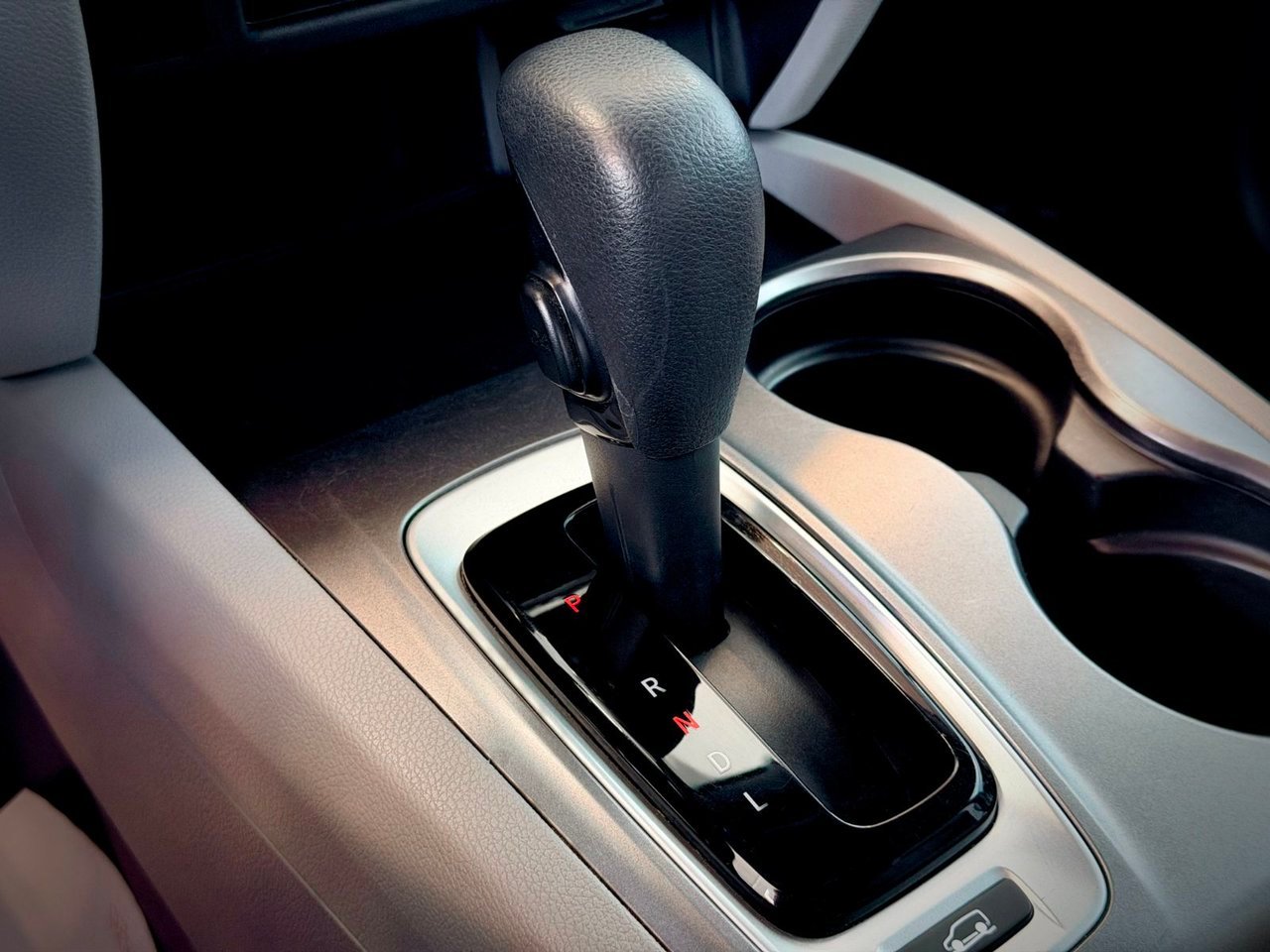 2019 Honda Pilot Silver Notre-Dame-des-Prairies - photo #32