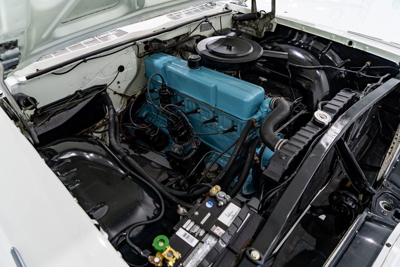 Pontiac PARISIENNE **PRIX EN USD** Fully restored with 261cu.in. and GM built sheet 1959 Blanc Montréal - photo #15