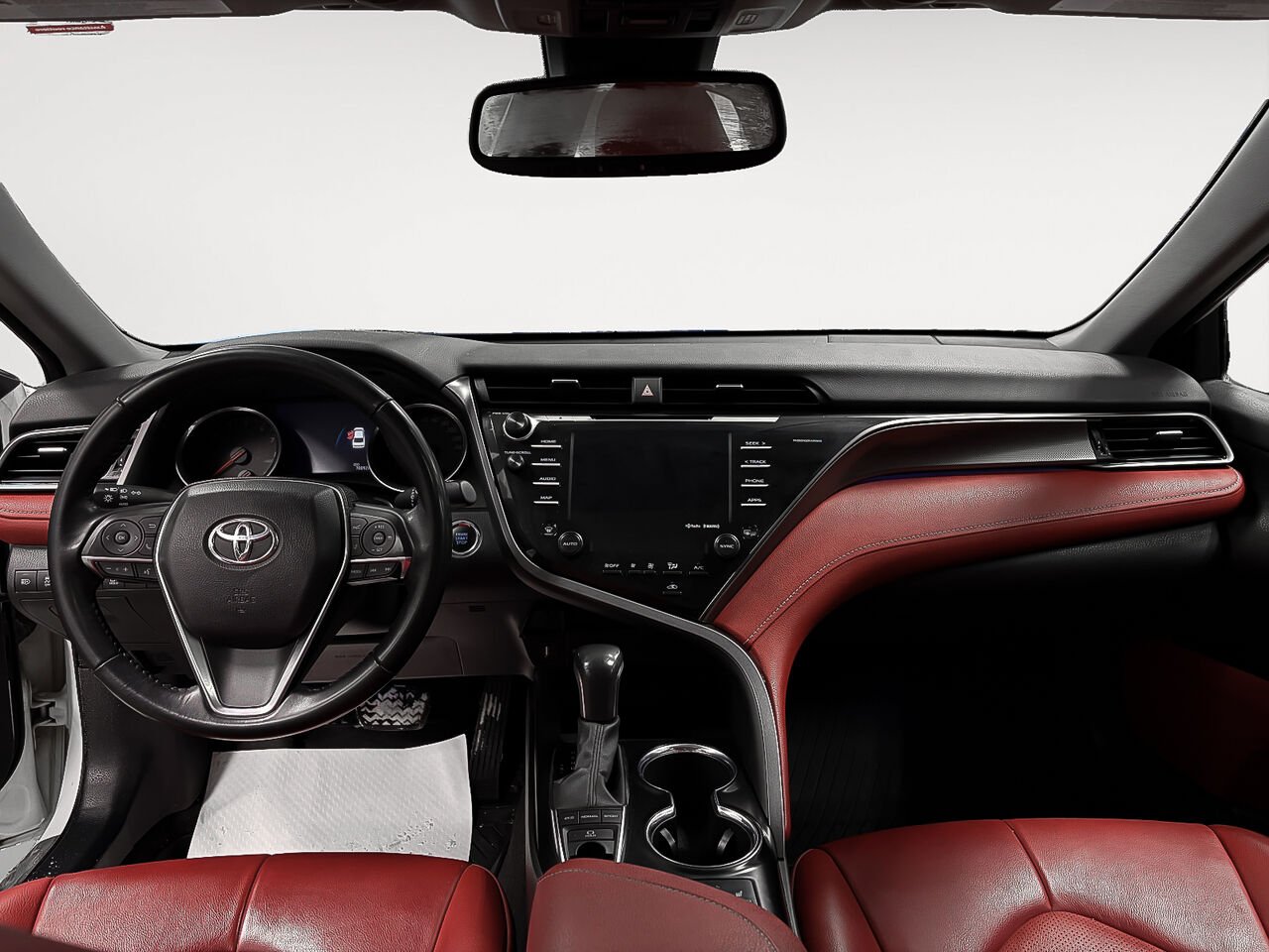 Toyota Camry XSE/TOIT PANORAMIQUE OUVRANT/SIÈGES CHAUFFANTS/AC BIZONE/ 2020 Blanc Sherbrooke - photo #11
