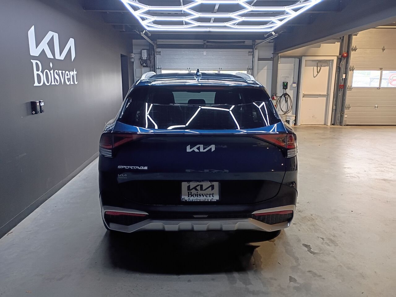 2023 Kia Sportage Blue Blainville - photo #8