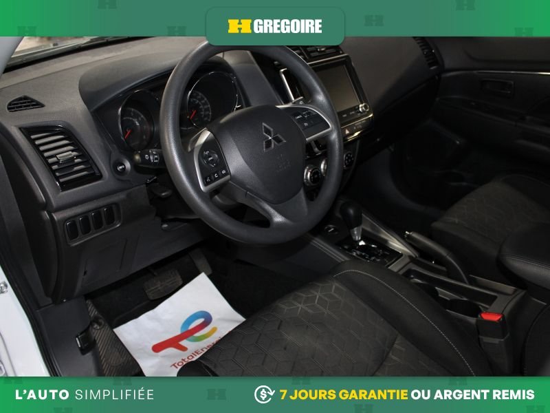 2024 Mitsubishi RVR White Blainville - photo #15