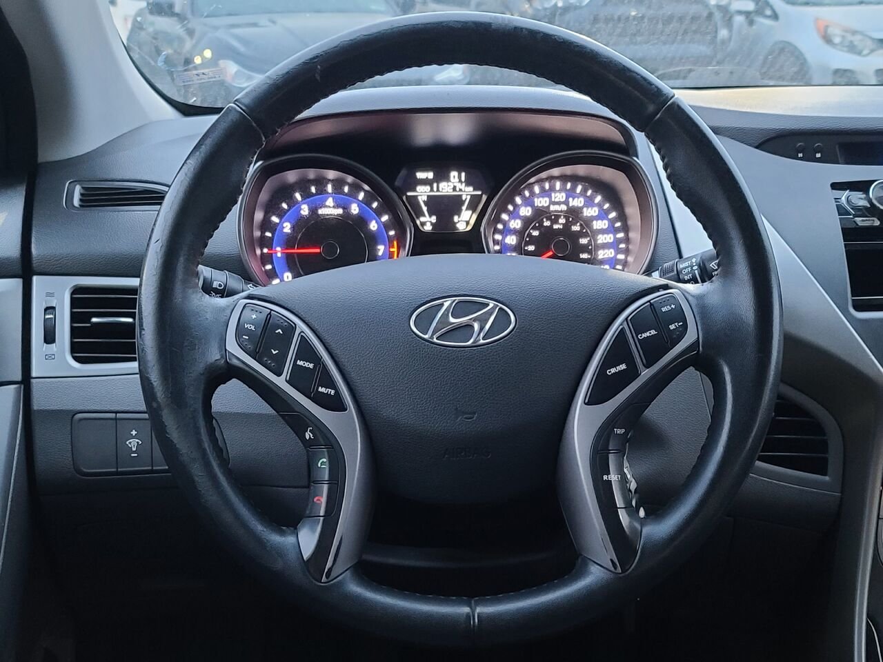 2013 Hyundai Elantra Bronze  - photo #6