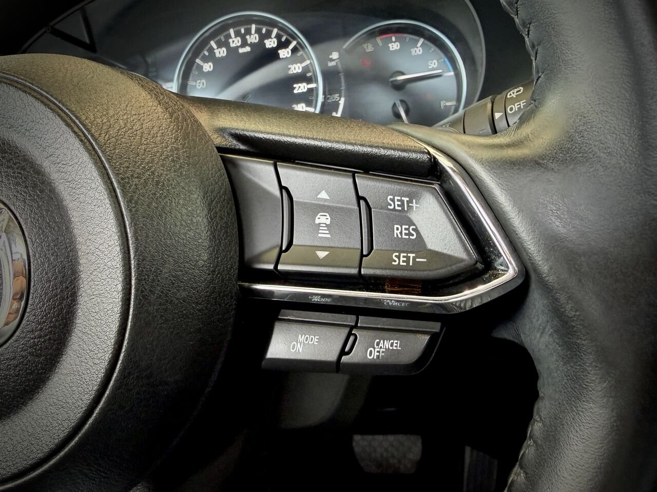 2021 Mazda CX-5 Grey Notre-Dame-des-Prairies - photo #25