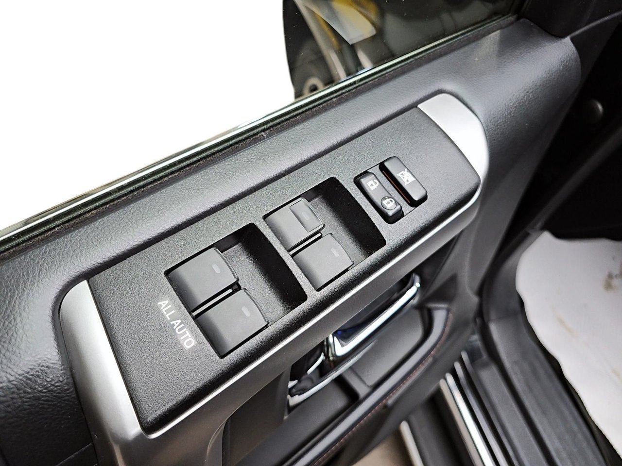 2023 Toyota 4Runner Black Baie-Comeau - photo #12