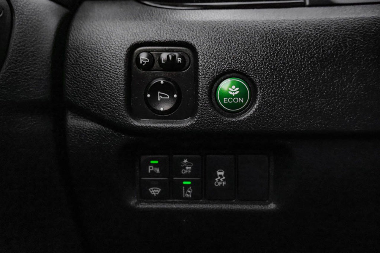 2022 Honda Pilot Touring 7-Passenger AWD Grey Sherwood Park - photo #17