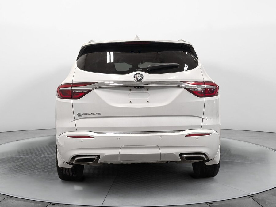 BUICK ENCLAVE AVENIR AWD 7 Places Toit Ouvrant 5000lbs Capacité Remorquage 2020 Blanc