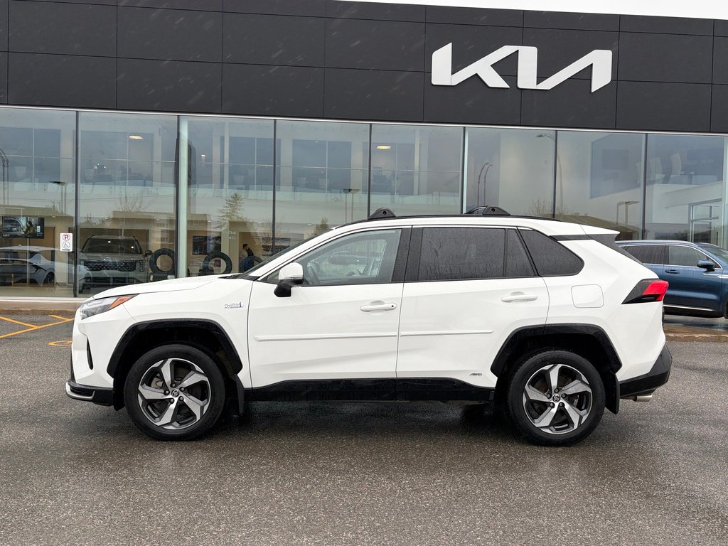 2024 Toyota RAV4 Prime White Gatineau - photo #2