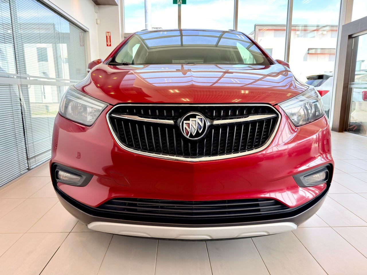 2017 Buick Encore Notre-Dame-des-Prairies - photo #5